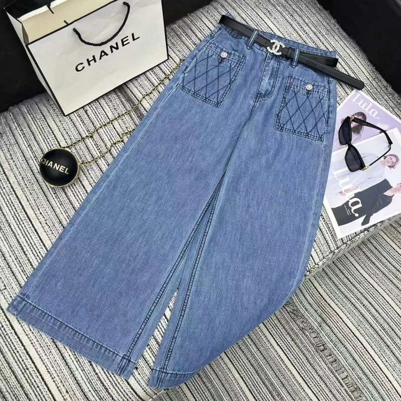 MoistureWicking Chanel Jeans 108941