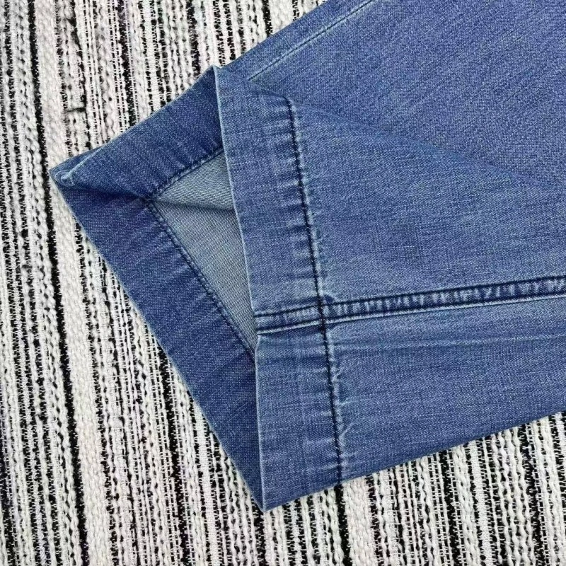 MoistureWicking Chanel Jeans 108941