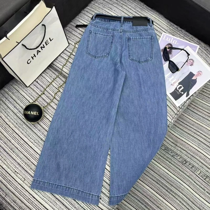 MoistureWicking Chanel Jeans 108941