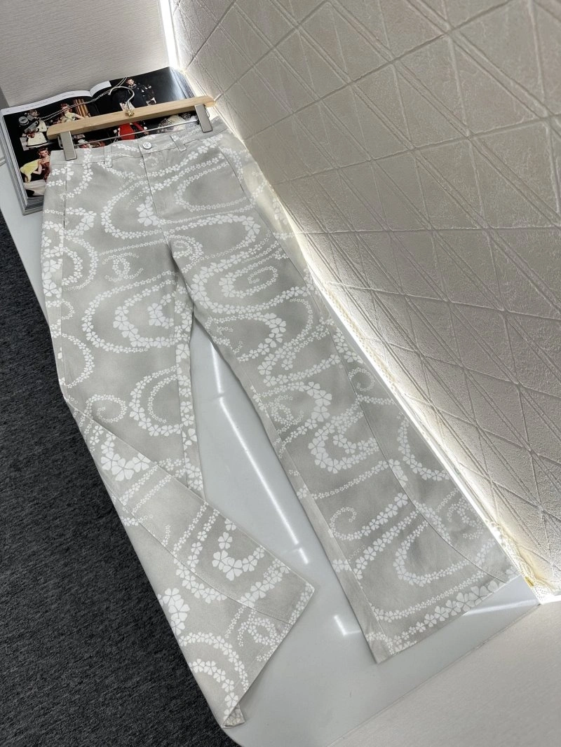 Chanel Jeans Durable 108932