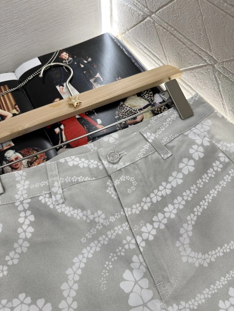 Chanel Jeans Durable 108932