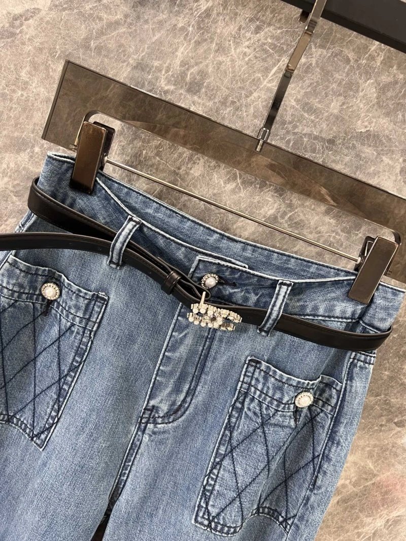 Refined Chanel Jeans 108922
