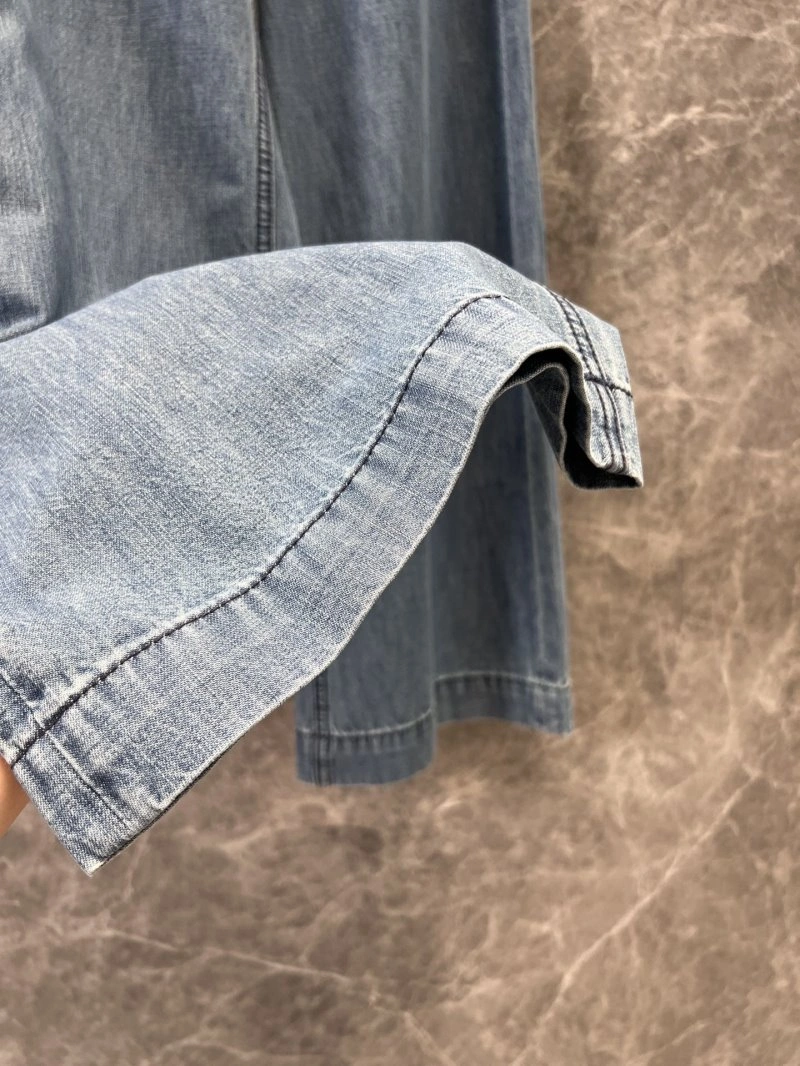 Refined Chanel Jeans 108922