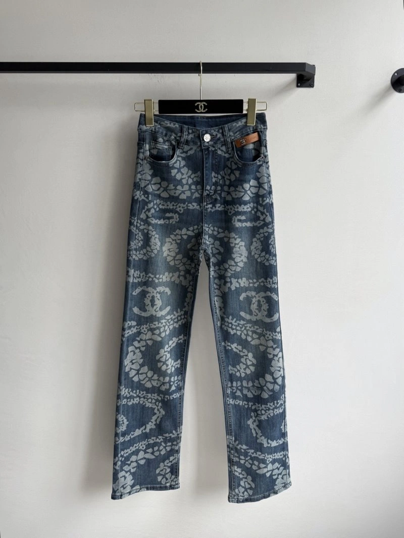 Attractive Chanel Jeans 108936