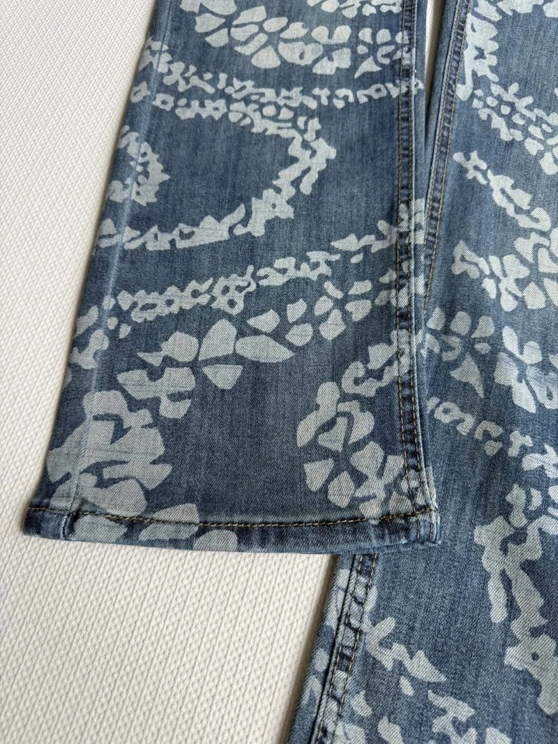 Attractive Chanel Jeans 108936