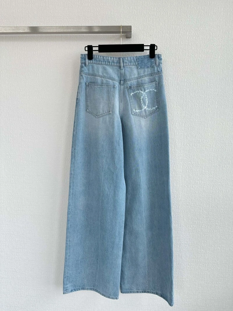 Neat Chanel Jeans 110691