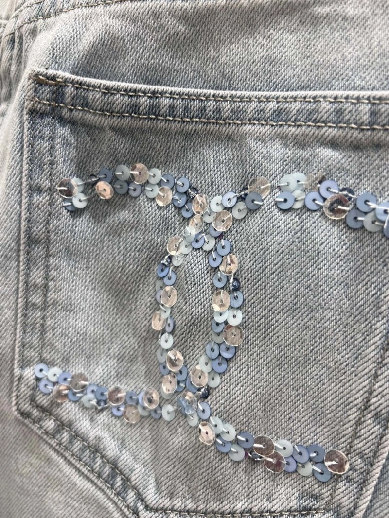 Chanel Jeans ModernLook 110690