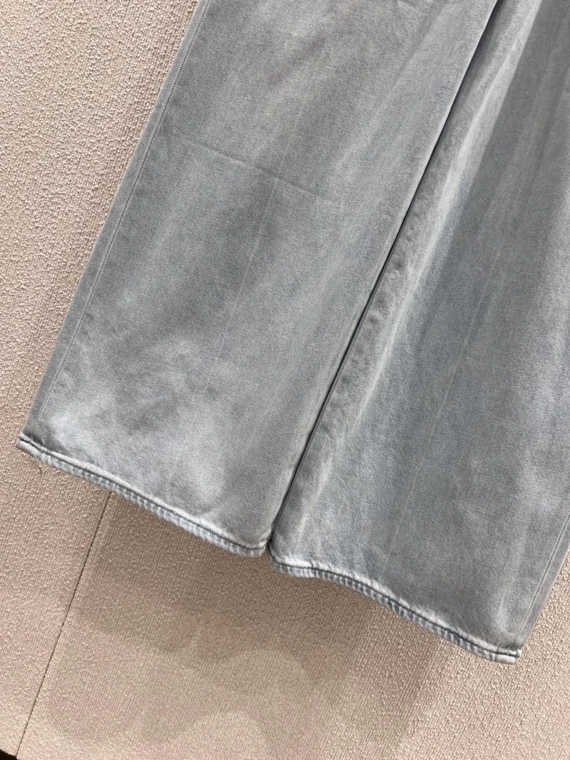Chanel Jeans ModernLook 110690
