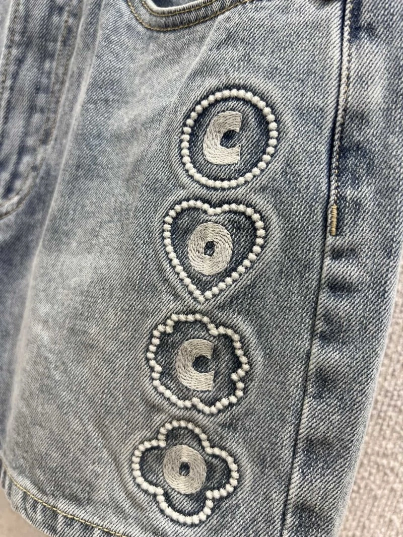 Reliable Chanel Jeans 110686