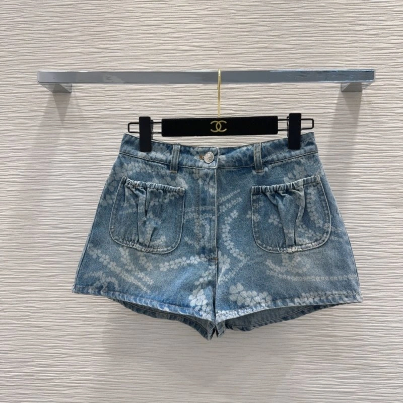 Chanel Jeans EyeCatching 110680