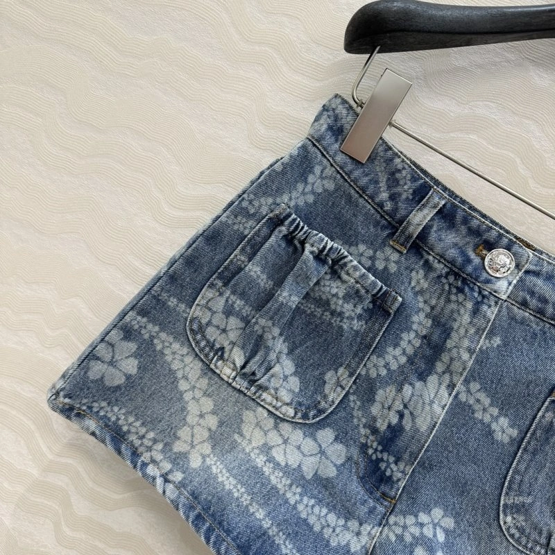 Chanel Jeans Affordable 110661