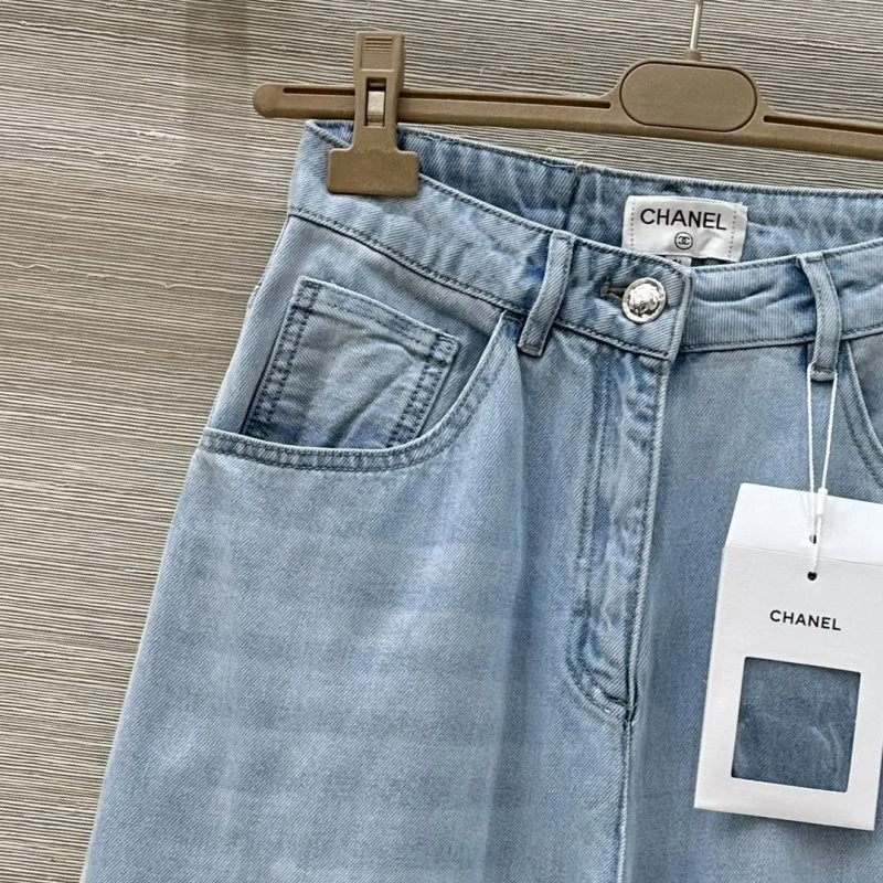 Sophisticated Chanel Jeans 110663