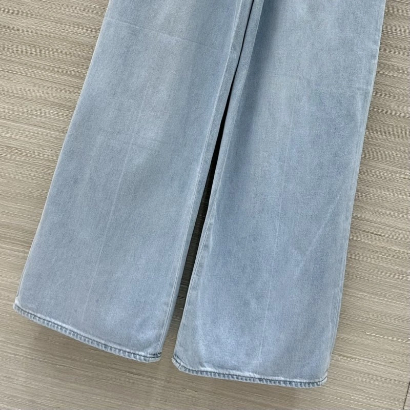 Sophisticated Chanel Jeans 110663