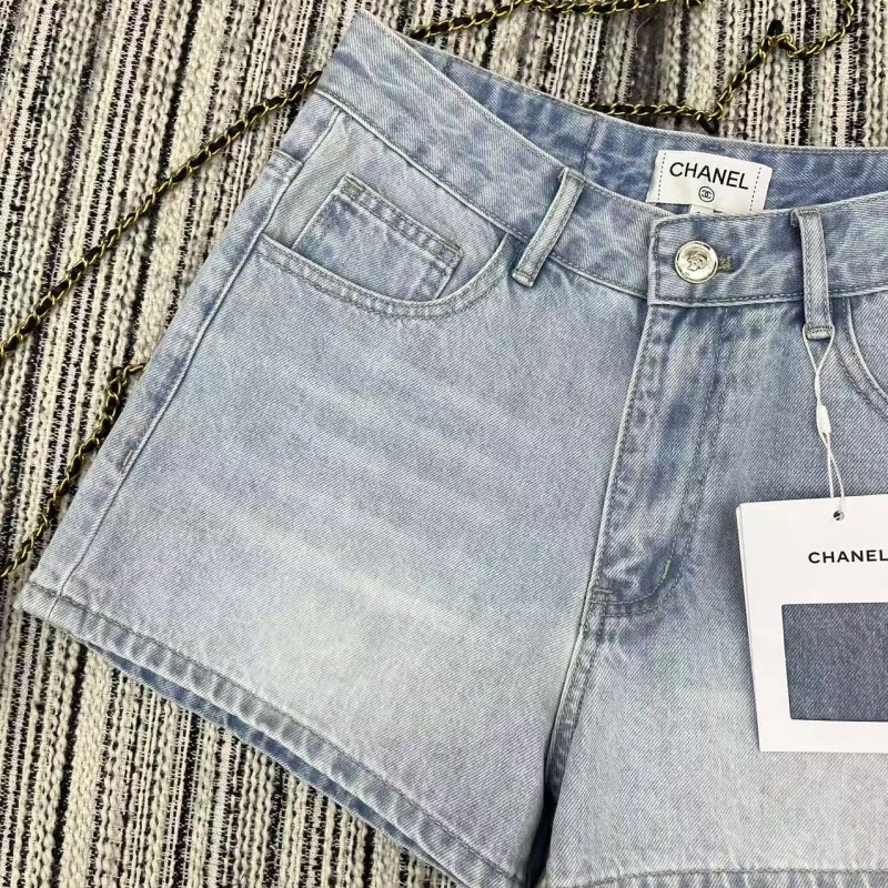 Chanel Jeans Sporty 110668