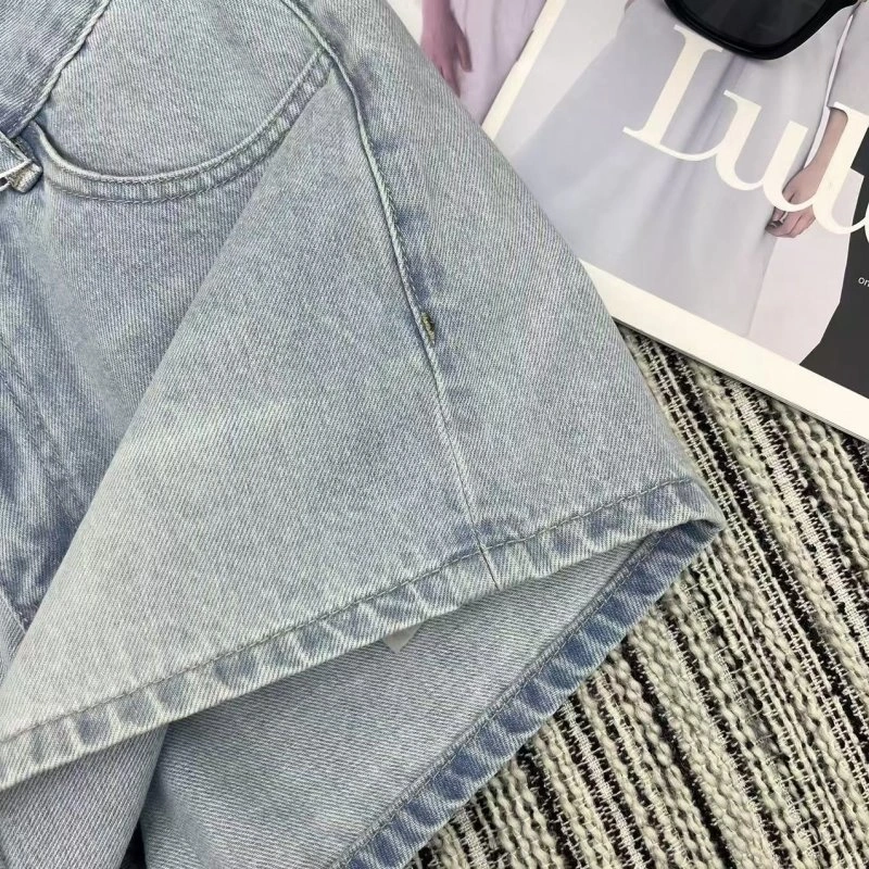 Chanel Jeans Sporty 110668