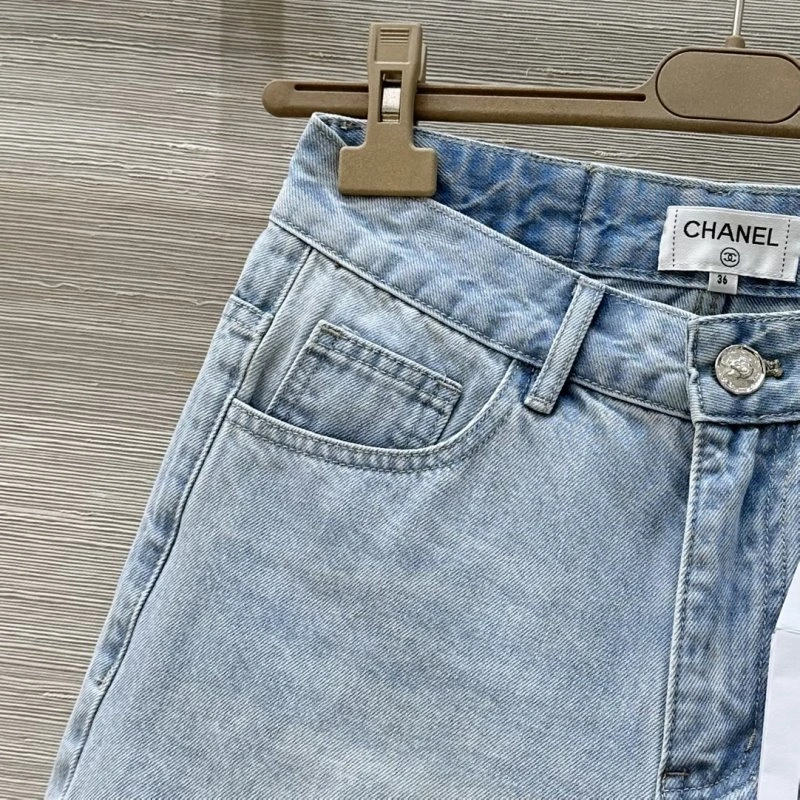 Casual Chanel Jeans 110656