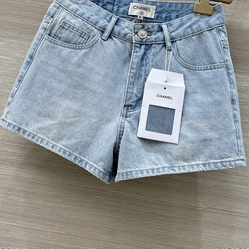 Casual Chanel Jeans 110656
