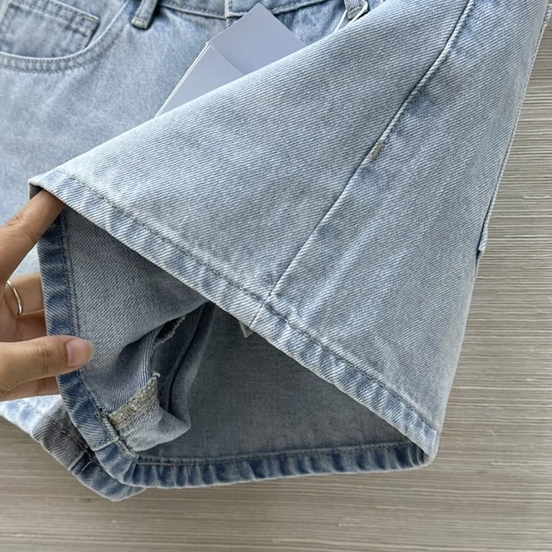 Casual Chanel Jeans 110656