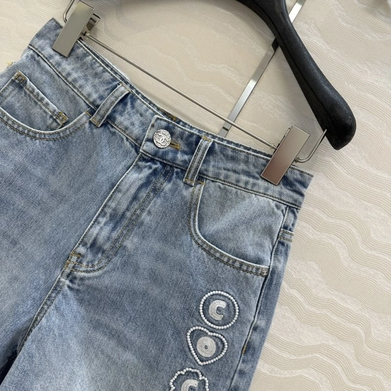 Stylish Chanel Jeans 110657