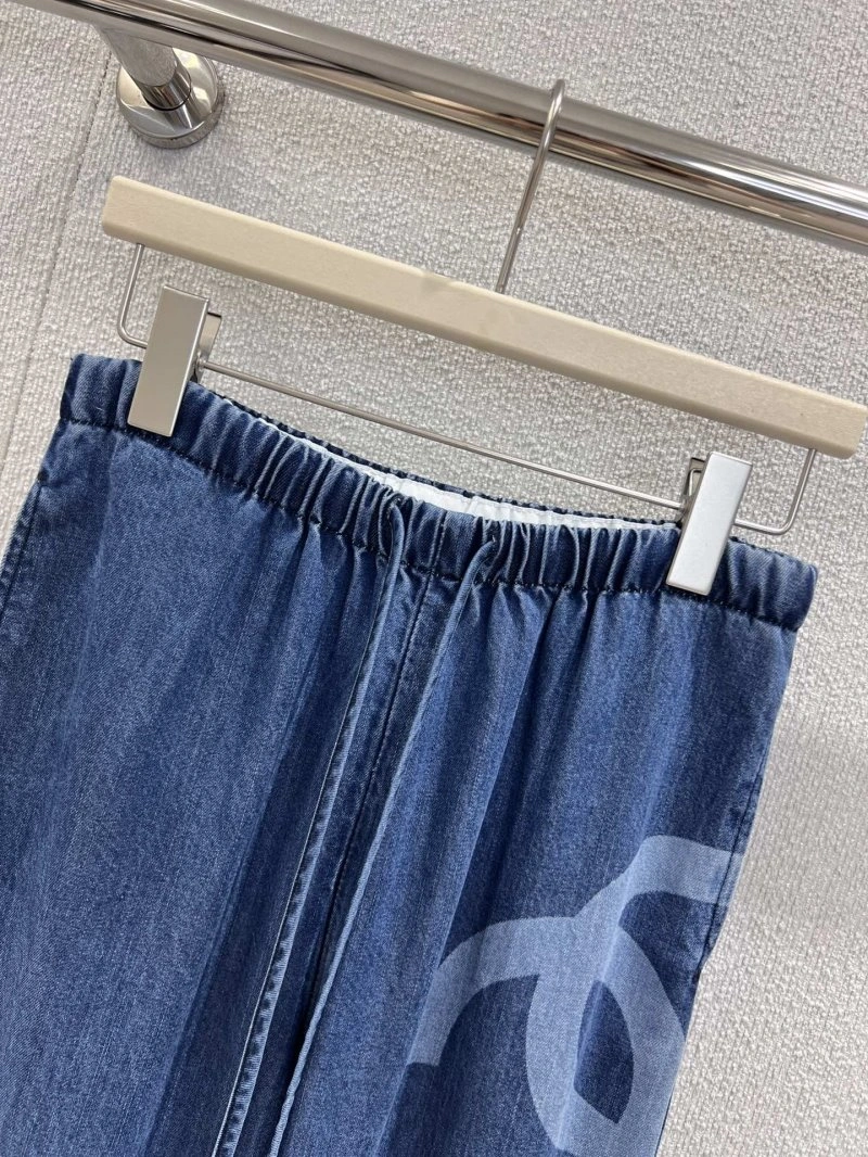 OnTrend Chanel Jeans 110682