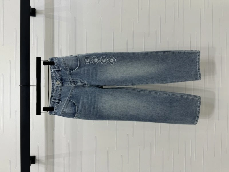 Cozy Chanel Jeans 110677
