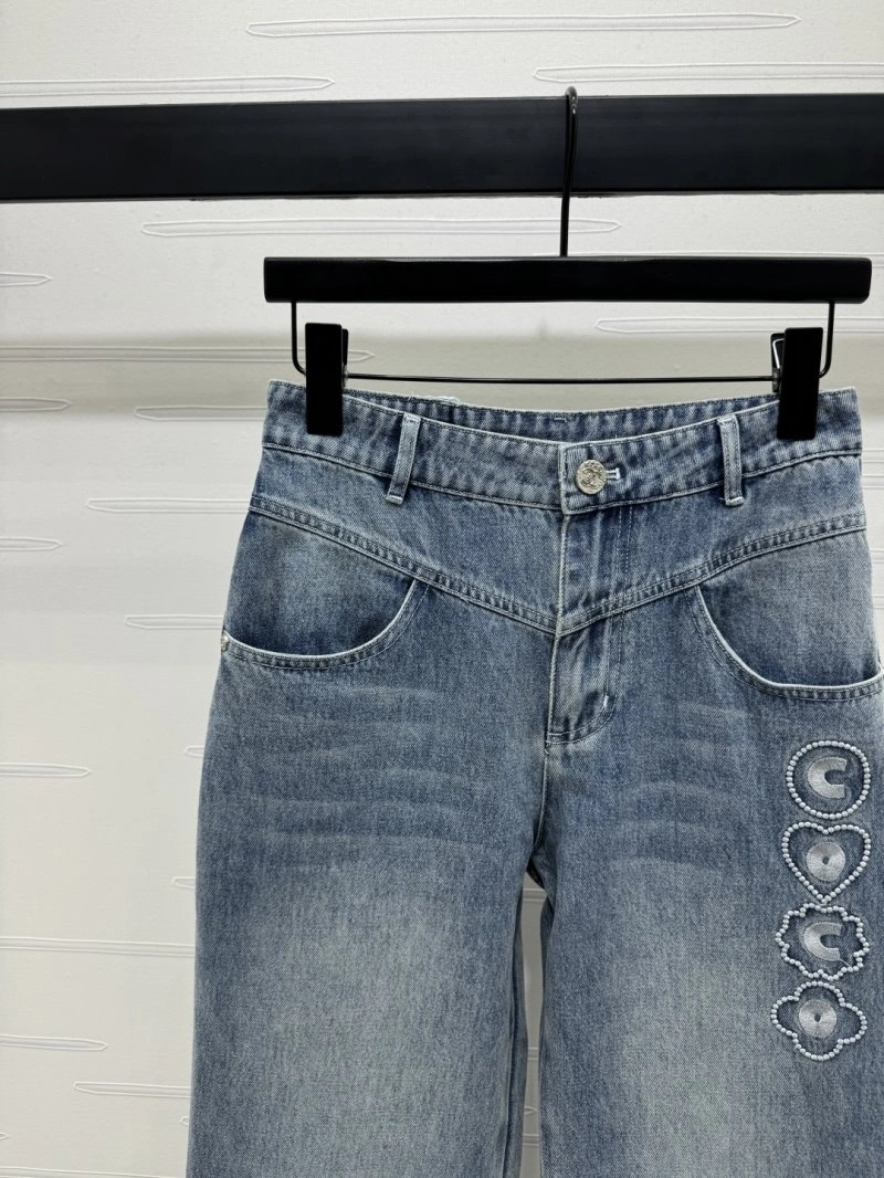 Cozy Chanel Jeans 110677