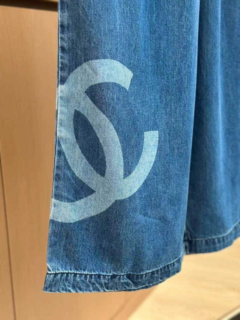 Trendy Chanel Jeans 110673