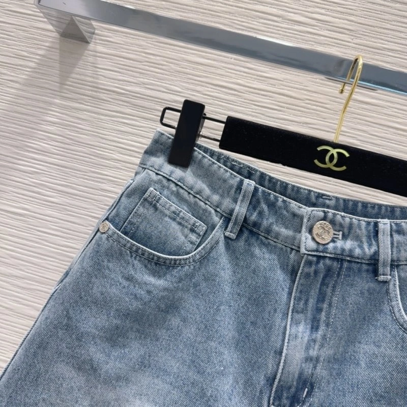 Chanel Jeans WellDesigned 110683