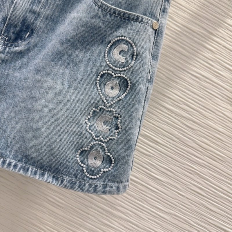 Chanel Jeans WellDesigned 110683