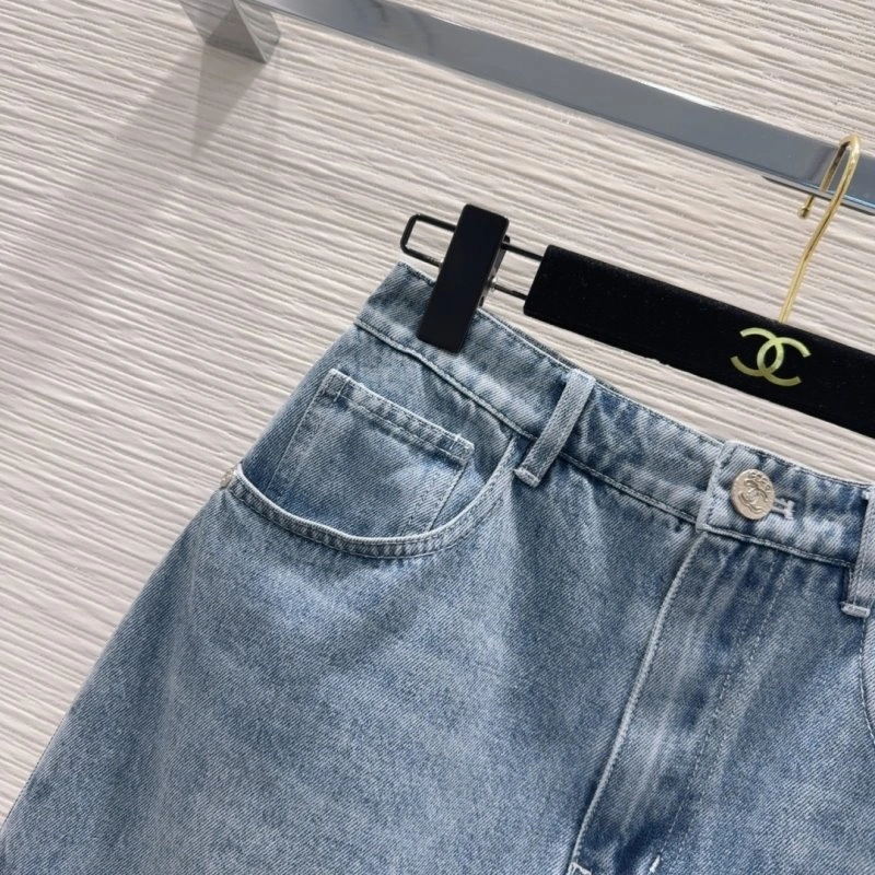 Casual Chanel Jeans 110653