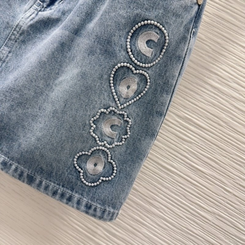 Casual Chanel Jeans 110653