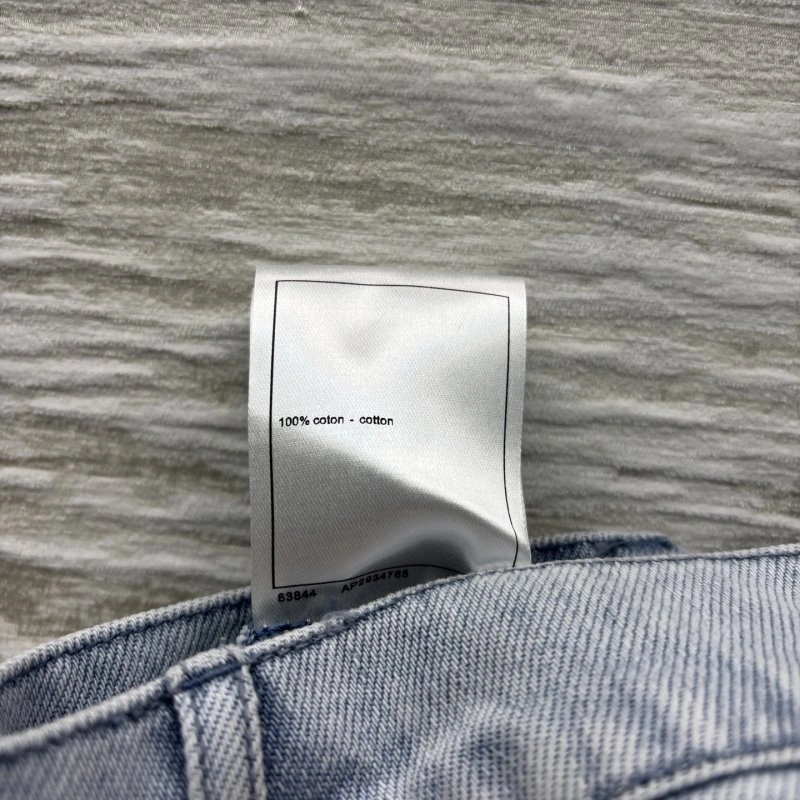 ModernLook Chanel Jeans 110648
