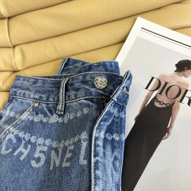 MoistureWicking Chanel Jeans 110644