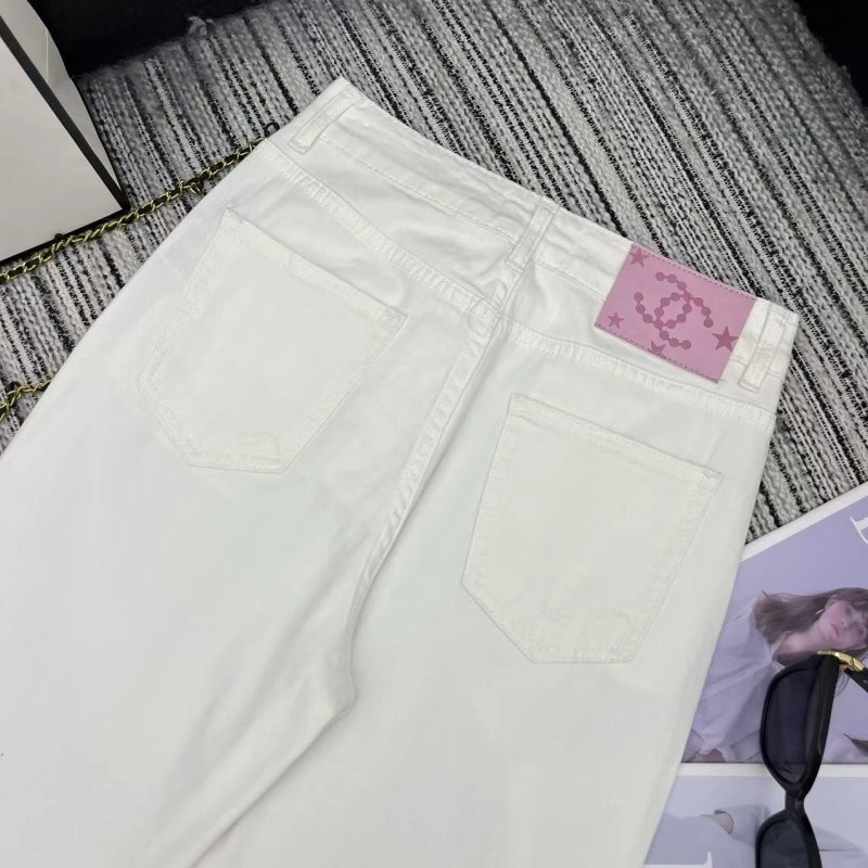 TravelReady Chanel Jeans 110618