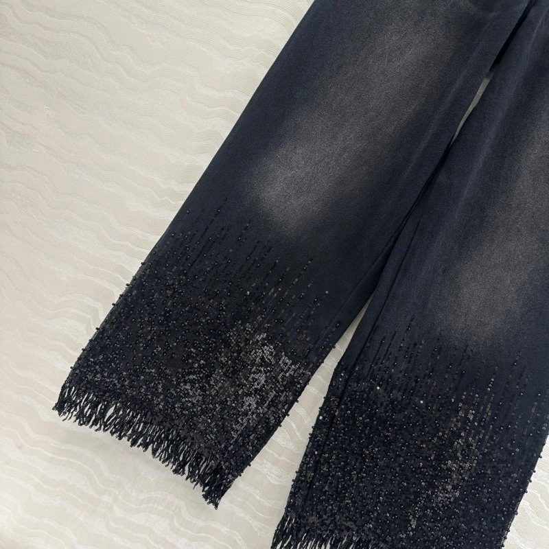WellDesigned Chanel Jeans 110636