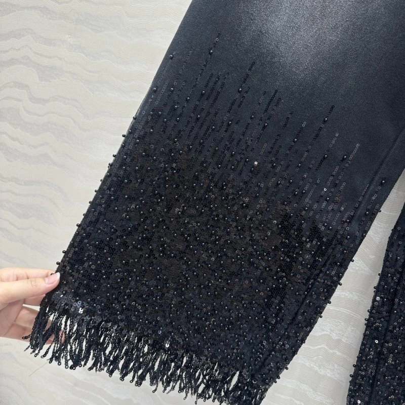WellDesigned Chanel Jeans 110636