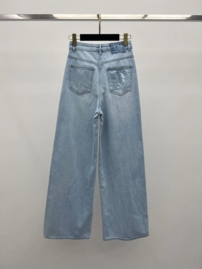 Unique Chanel Jeans 110623