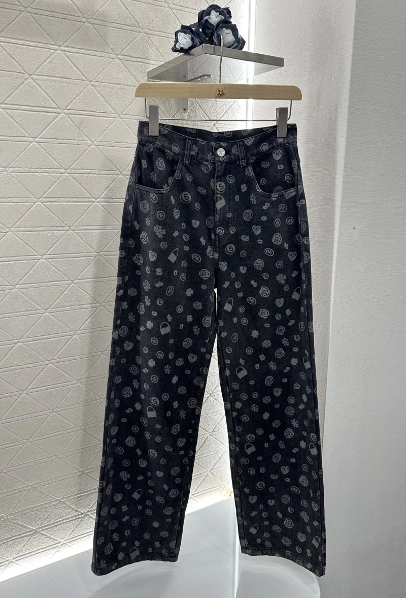 Modern Chanel Jeans 110611