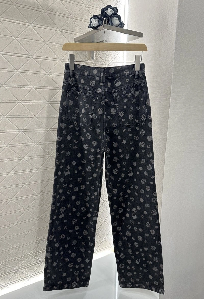 Modern Chanel Jeans 110611