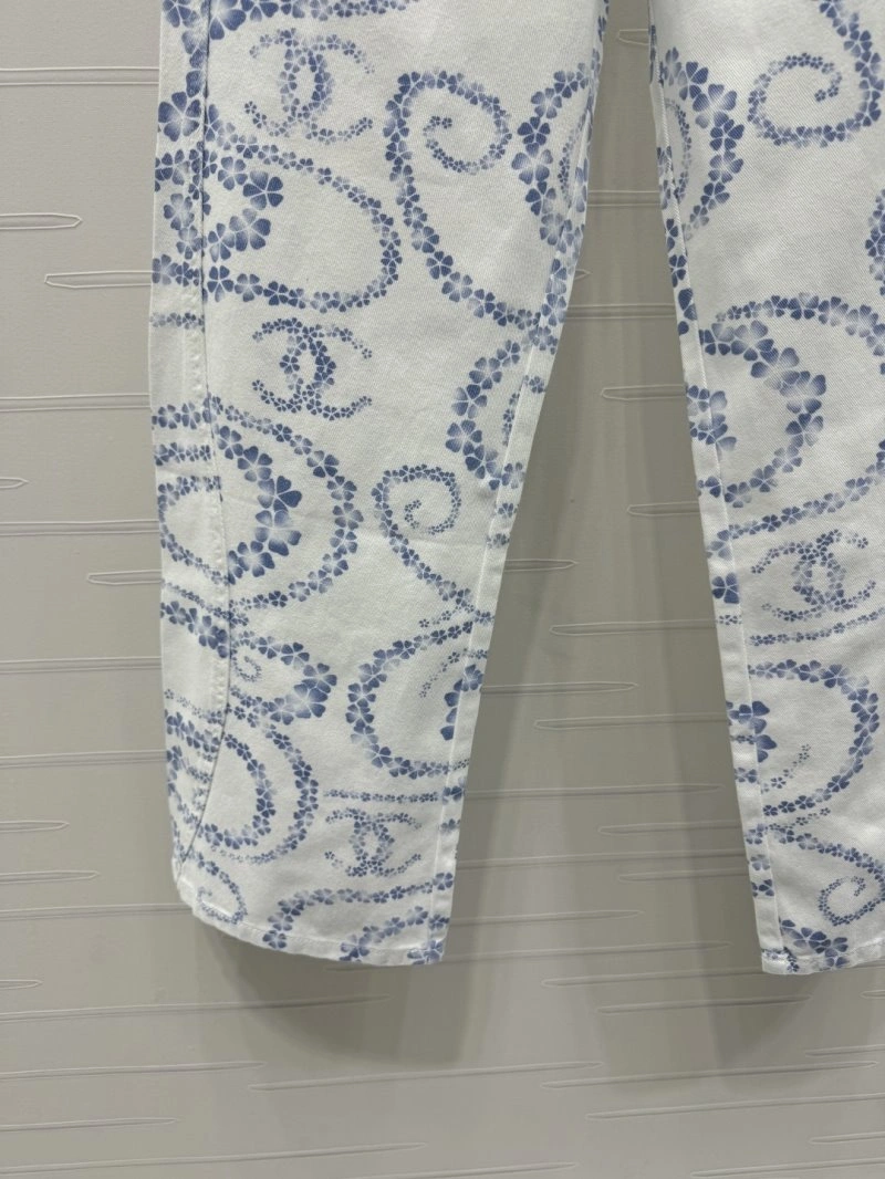 MultiPurpose Chanel Jeans 110609