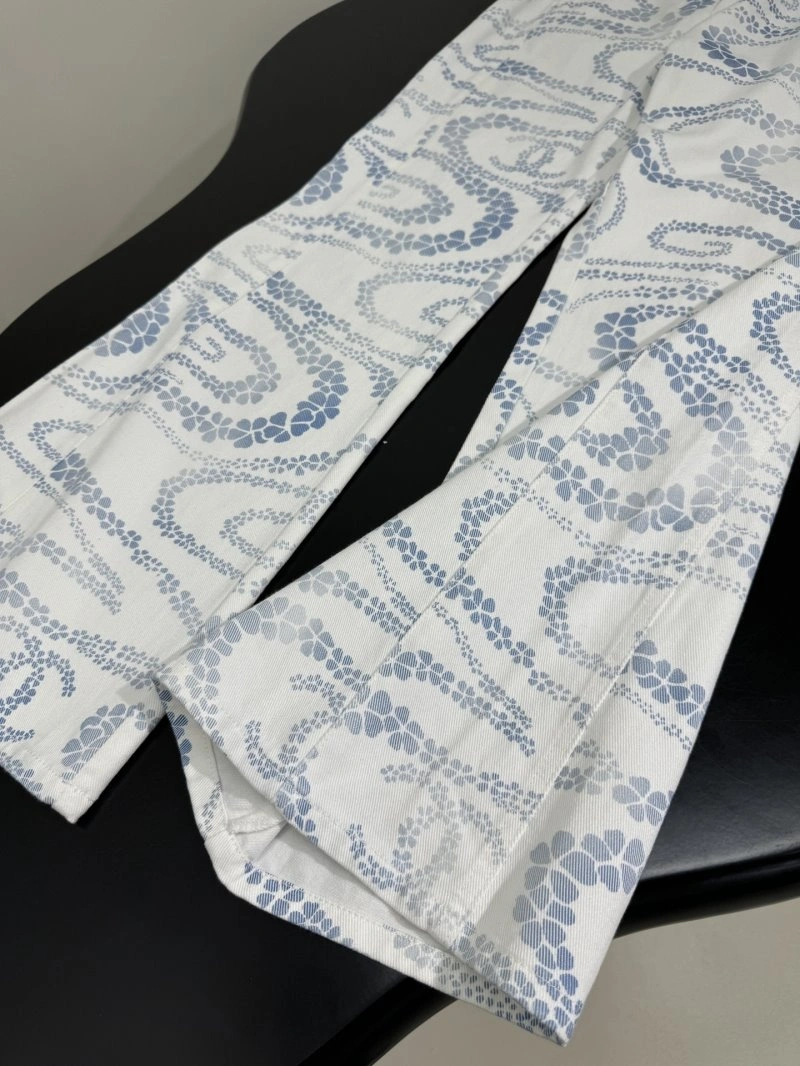 Chanel Jeans Durable 110596