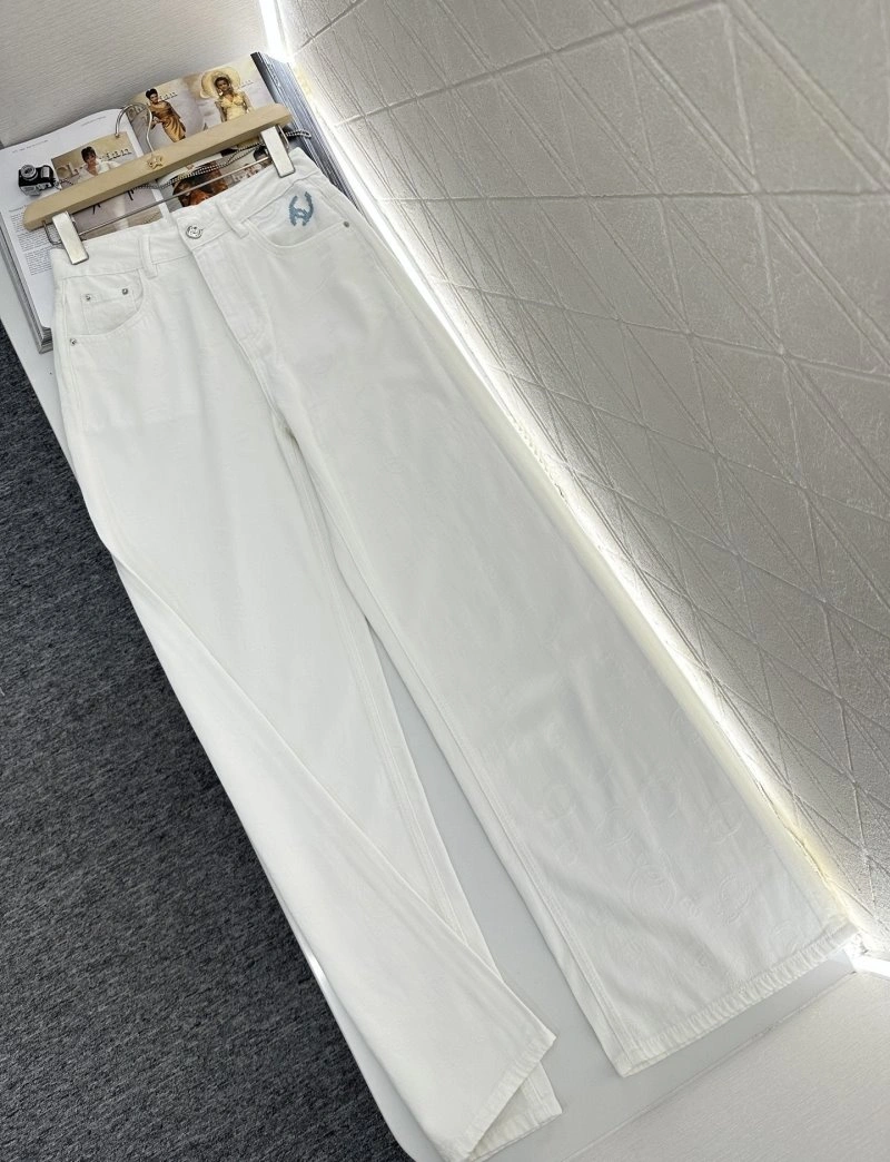 Chanel Jeans TravelReady 110586