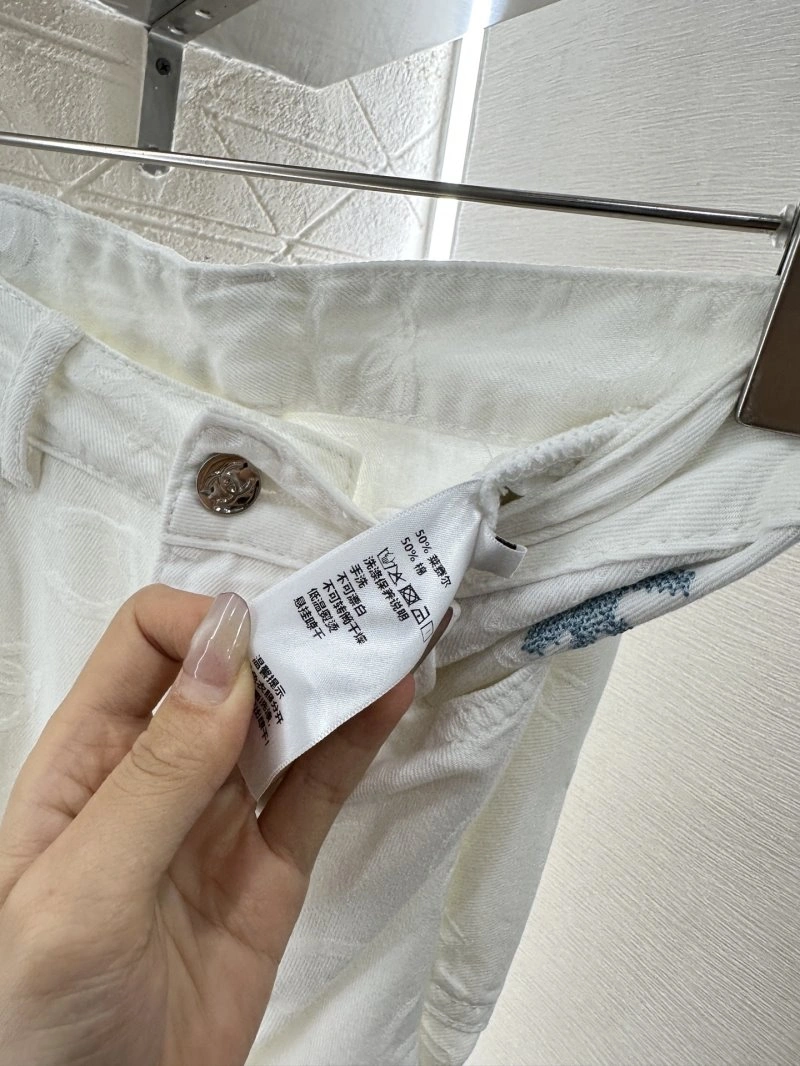 Chanel Jeans TravelReady 110586