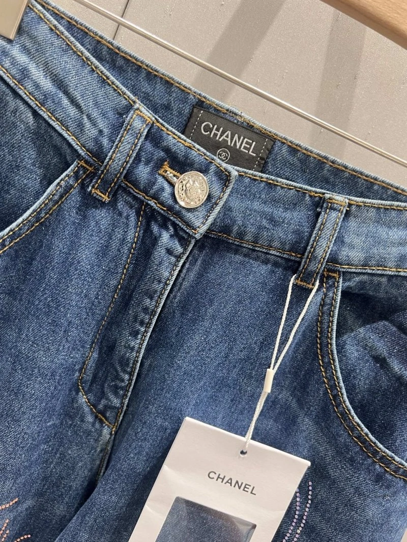 Unisex Chanel Jeans 108229