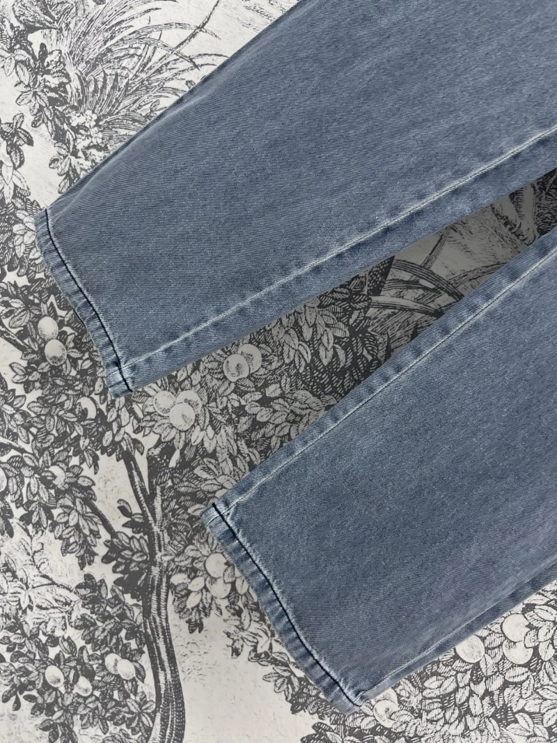 Cozy Chanel Jeans 108226