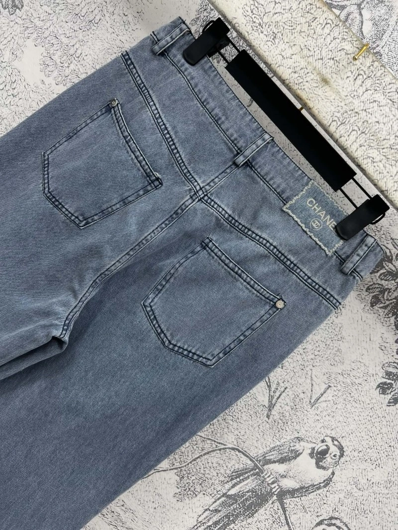 Cozy Chanel Jeans 108226