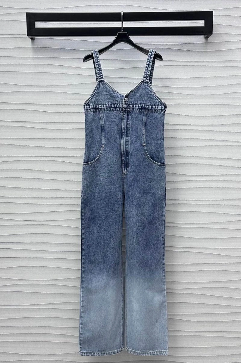 Sophisticated Chanel Jeans 108224