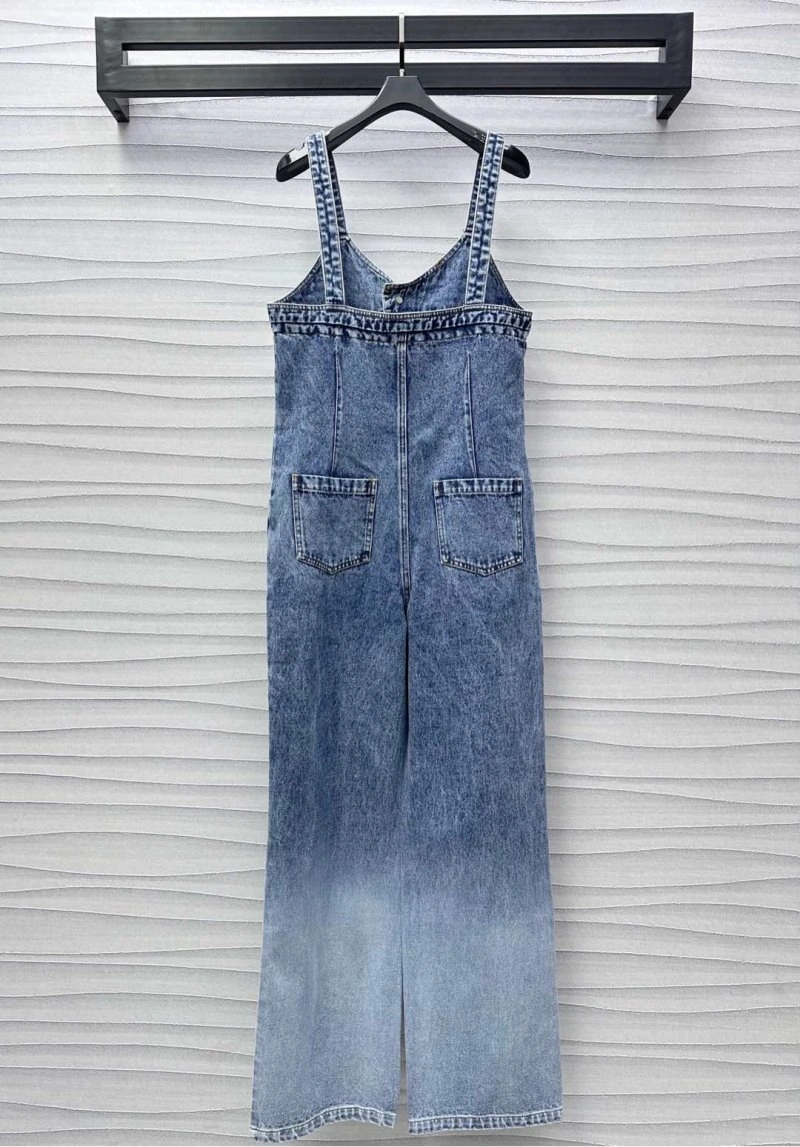 Sophisticated Chanel Jeans 108224