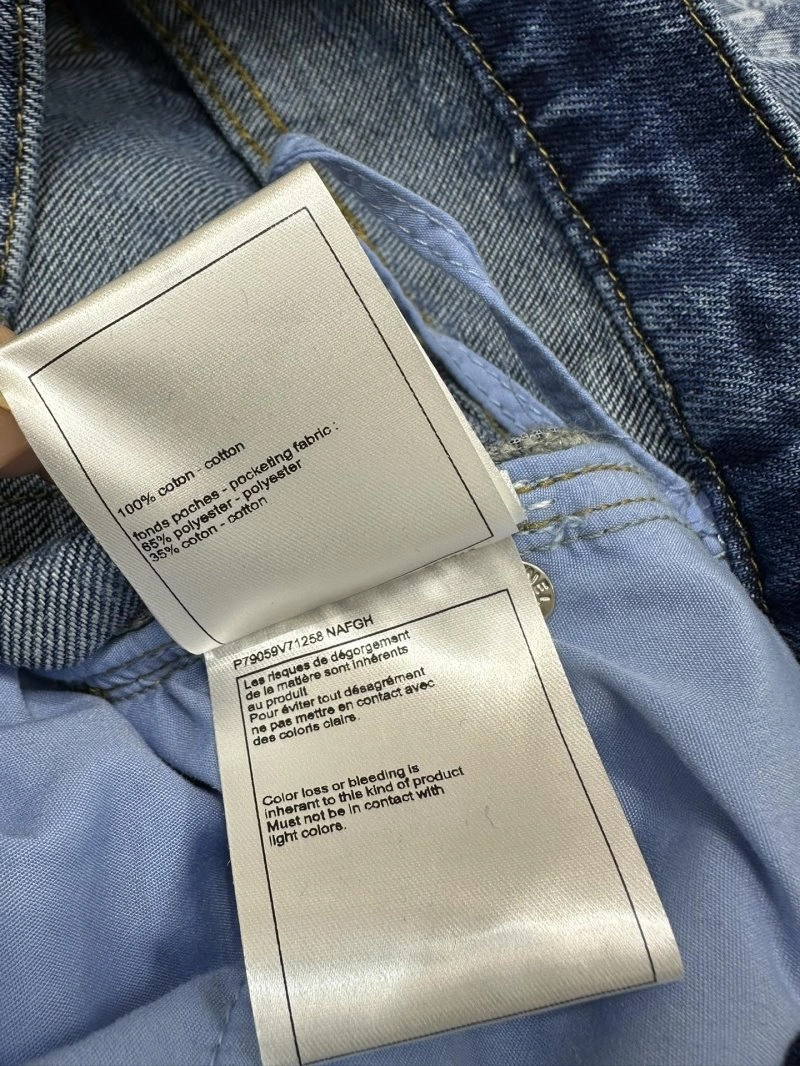 WellDesigned Chanel Jeans 108221