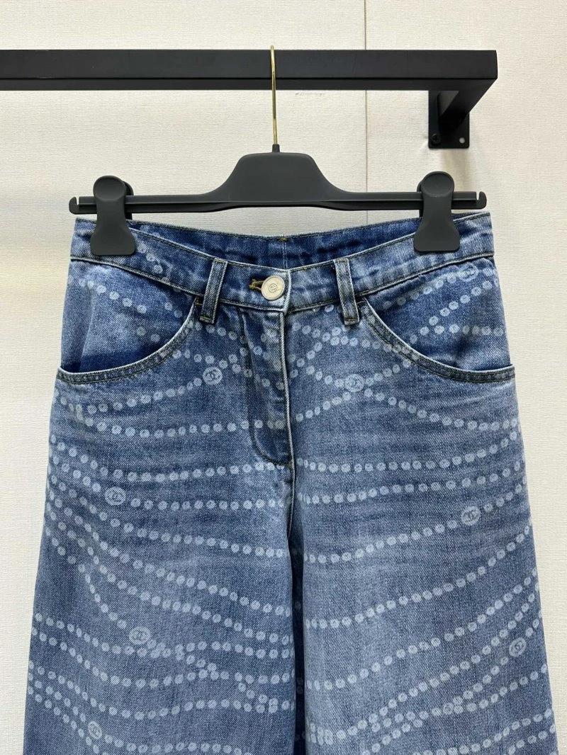 Chanel Jeans Sustainable 108219